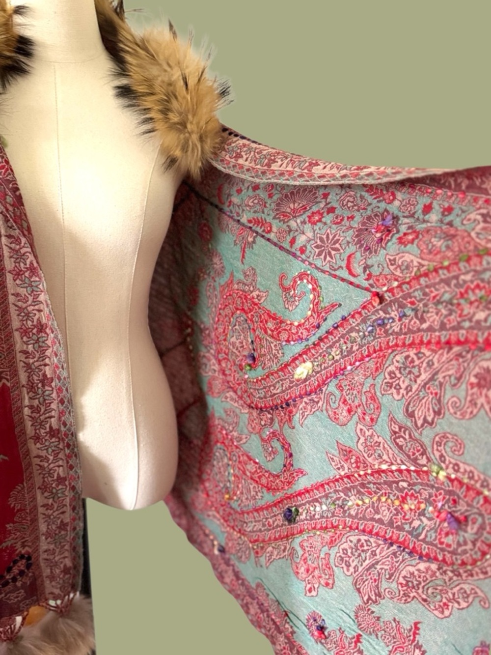 Boho paisley wool fur trimmed shawl wrap Himalayan Yak - Picture 9 of 13